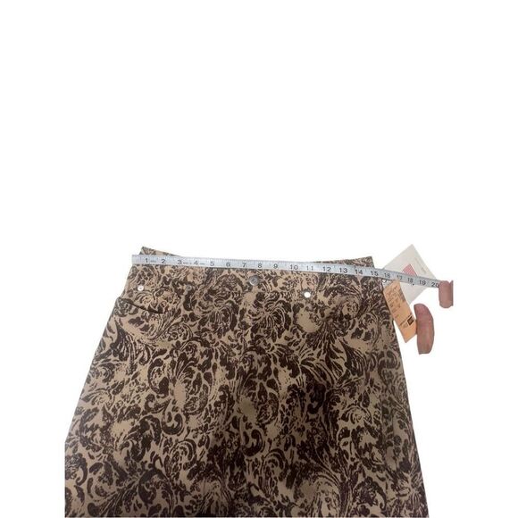 Options Garfield & Marks Printed Beige/Brown Pants Sz 6 NWT - Picture 6 of 8